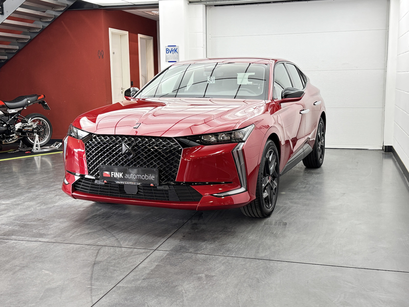 DS Automobiles DS 4 130 EAT 8 Performance Line Alcantara — photo 7