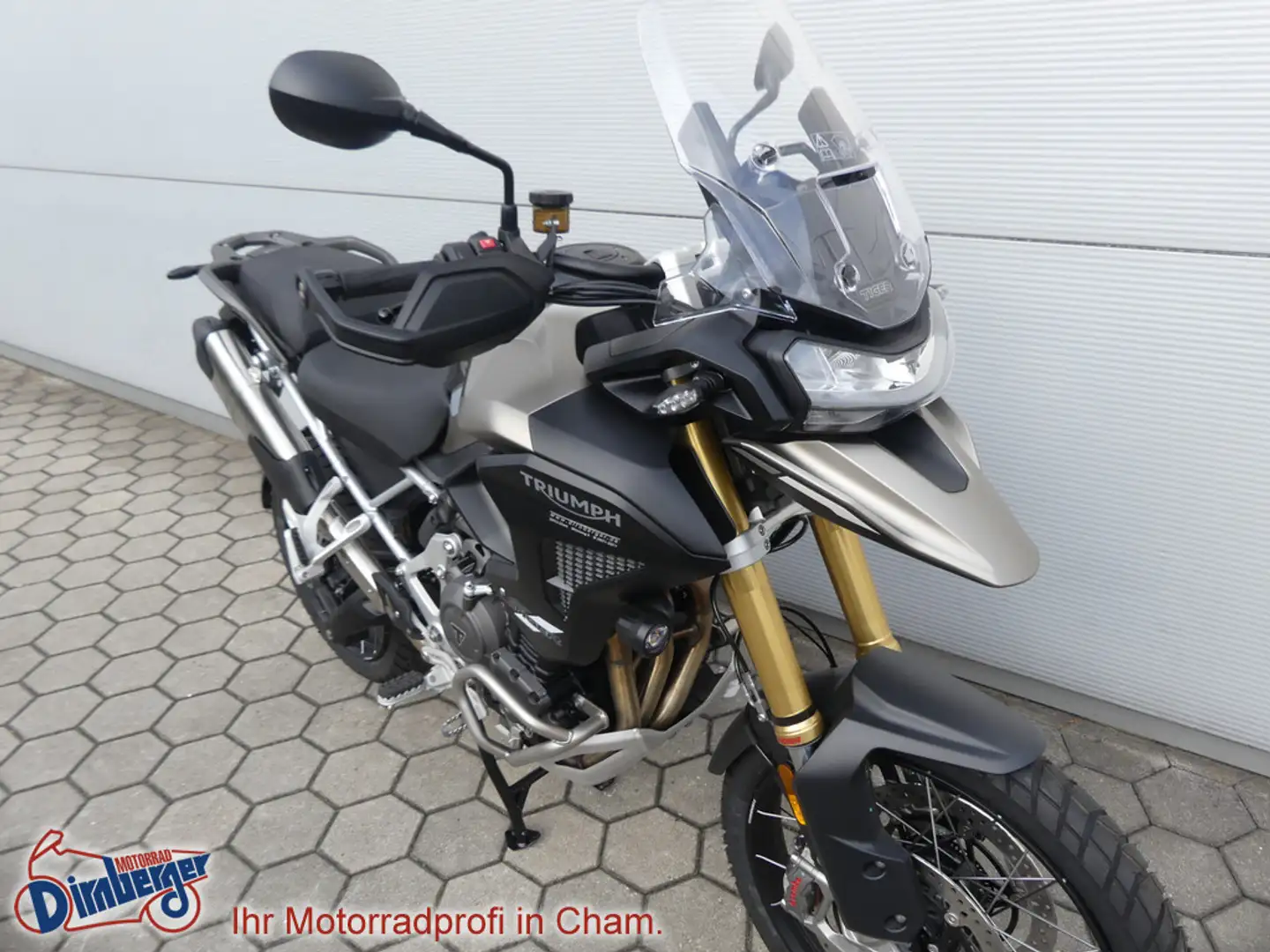 Triumph Tiger 1200 Rally Pro mit 3550,- Preis-Vorteil - 2