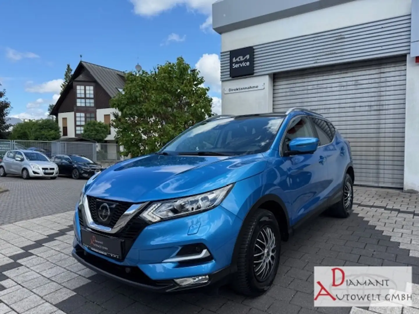 Nissan Qashqai N-Connecta DIG-T 1.2 **PANORAMA**NAV**360** Blauw - 1