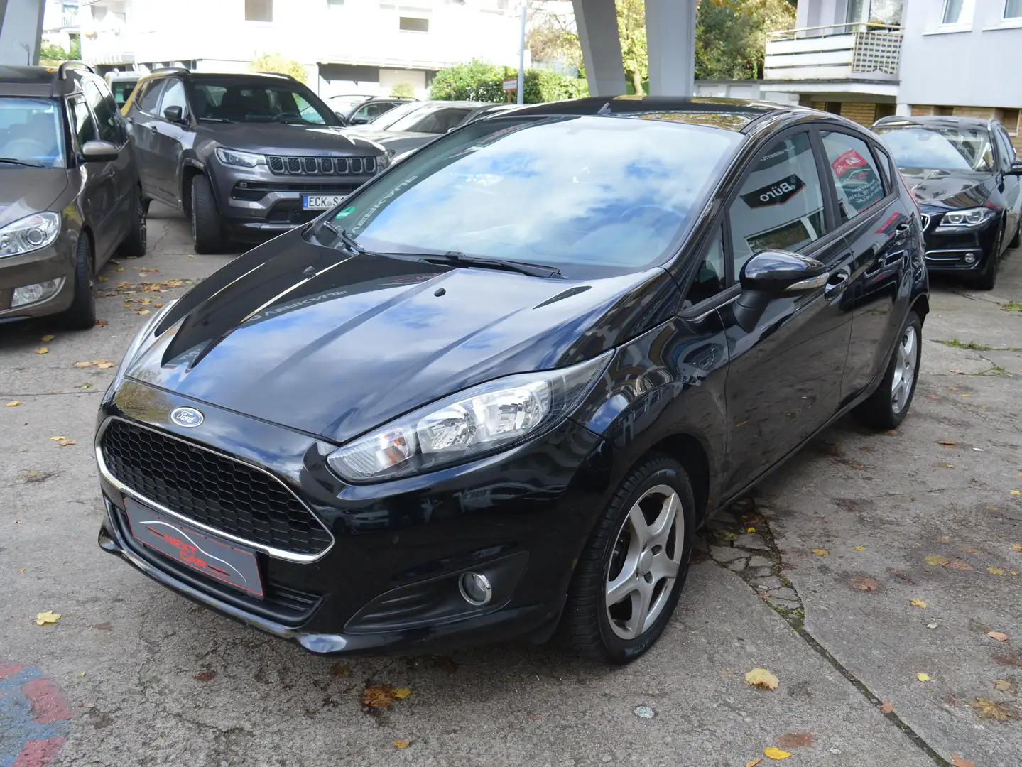 Ford Fiesta Fiesta  5-Türer 1.25 Trend*Klimaanlage* Schwarz - 1