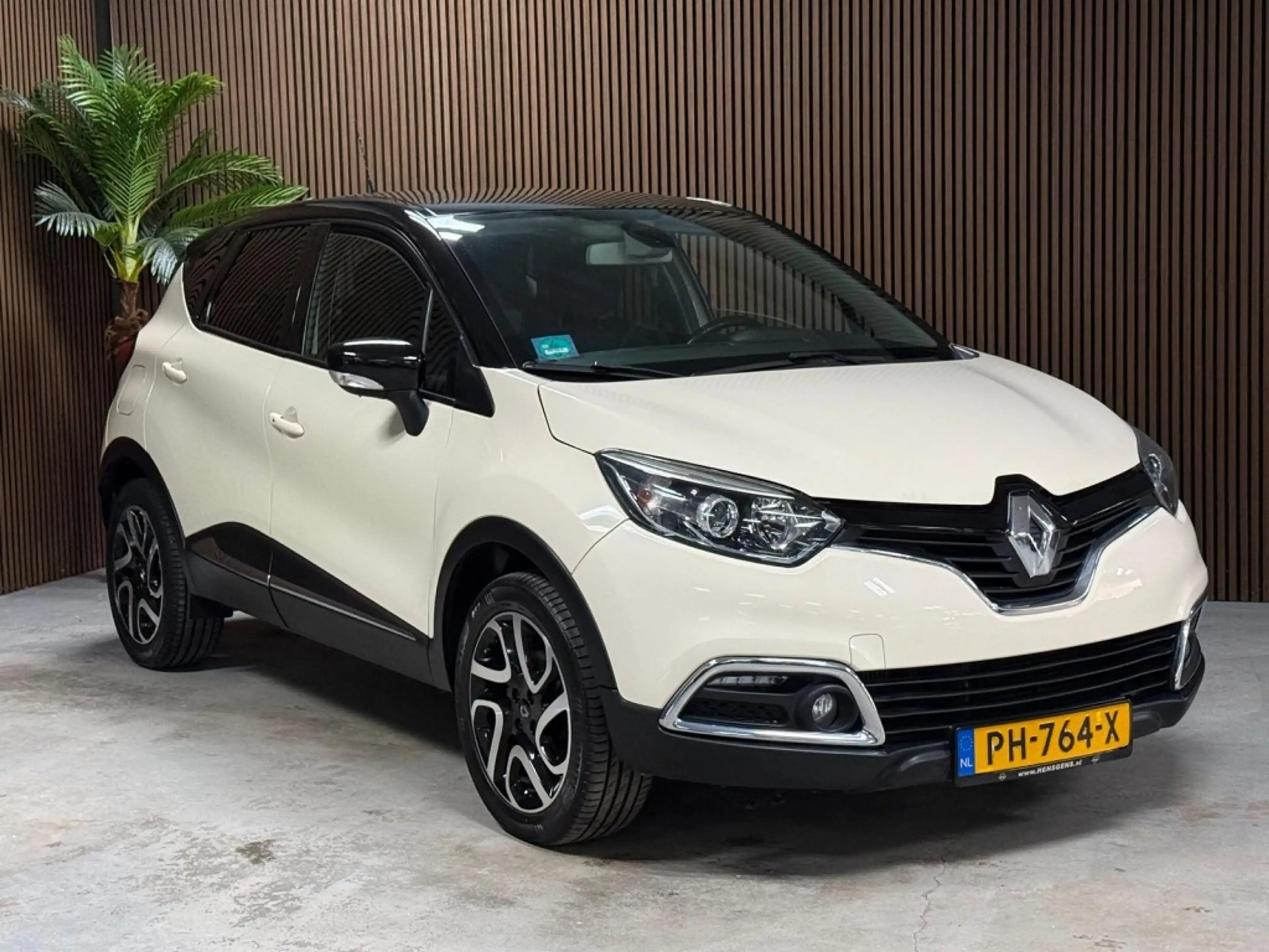 Renault Captur 1.2 TCe Dynamique — photo 4