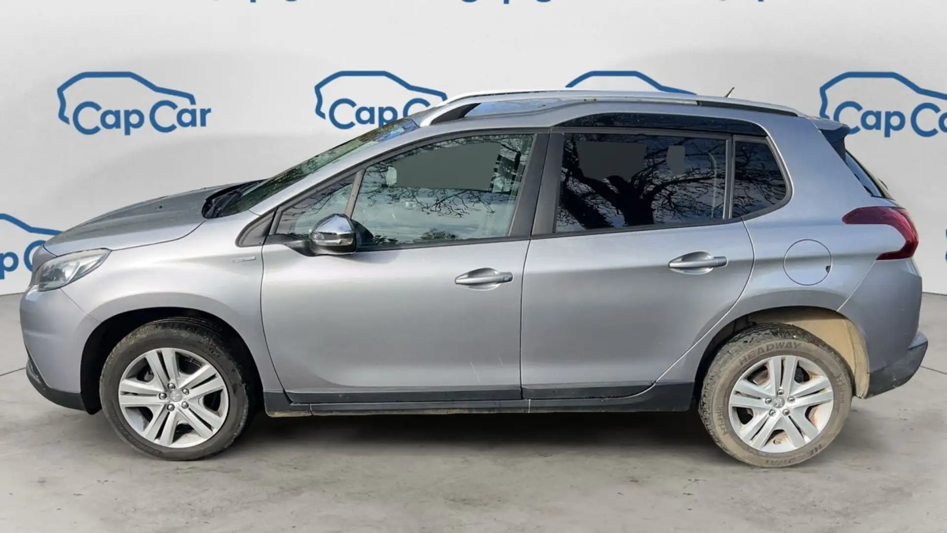 Peugeot 2008 1.5 BlueHDi 100 Style - 2