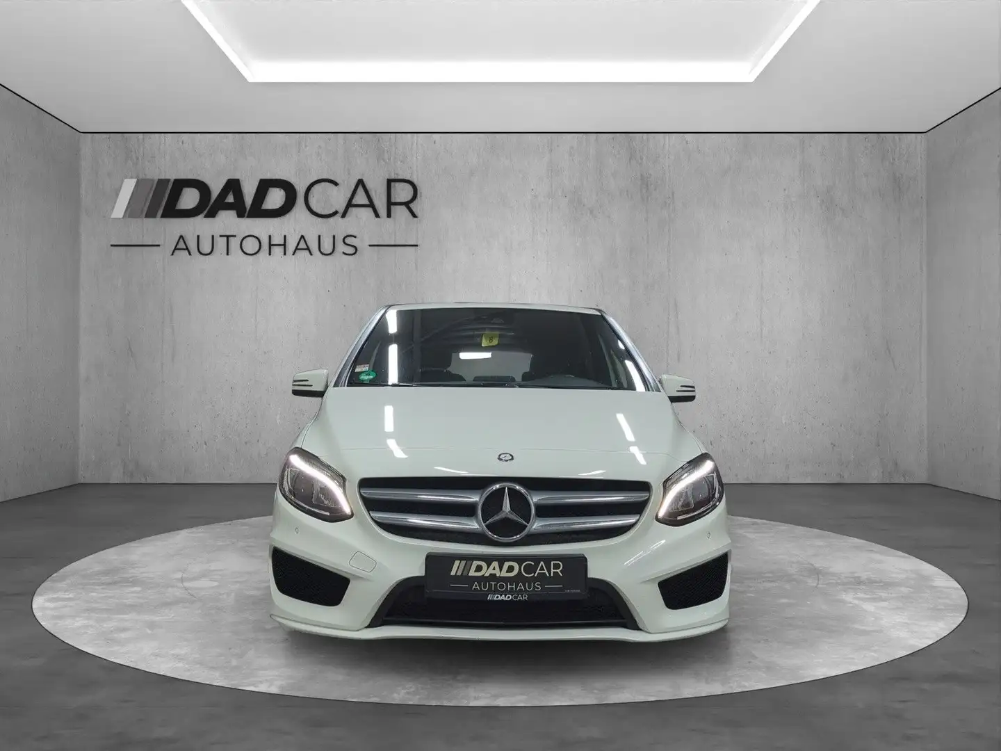 Mercedes-Benz B 200 B 200 1. Hand*AMG Paket*AHK*LED*RFK*NAVI Blanc - 2