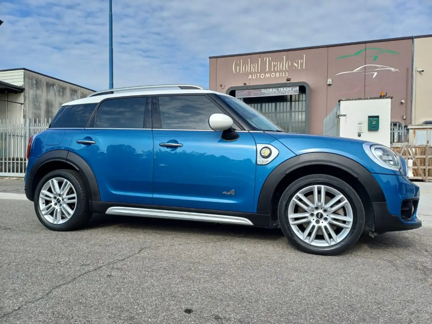 MINI Cooper SE Countryman 1.5 Hype ALL4 Automatica Bleu - 2