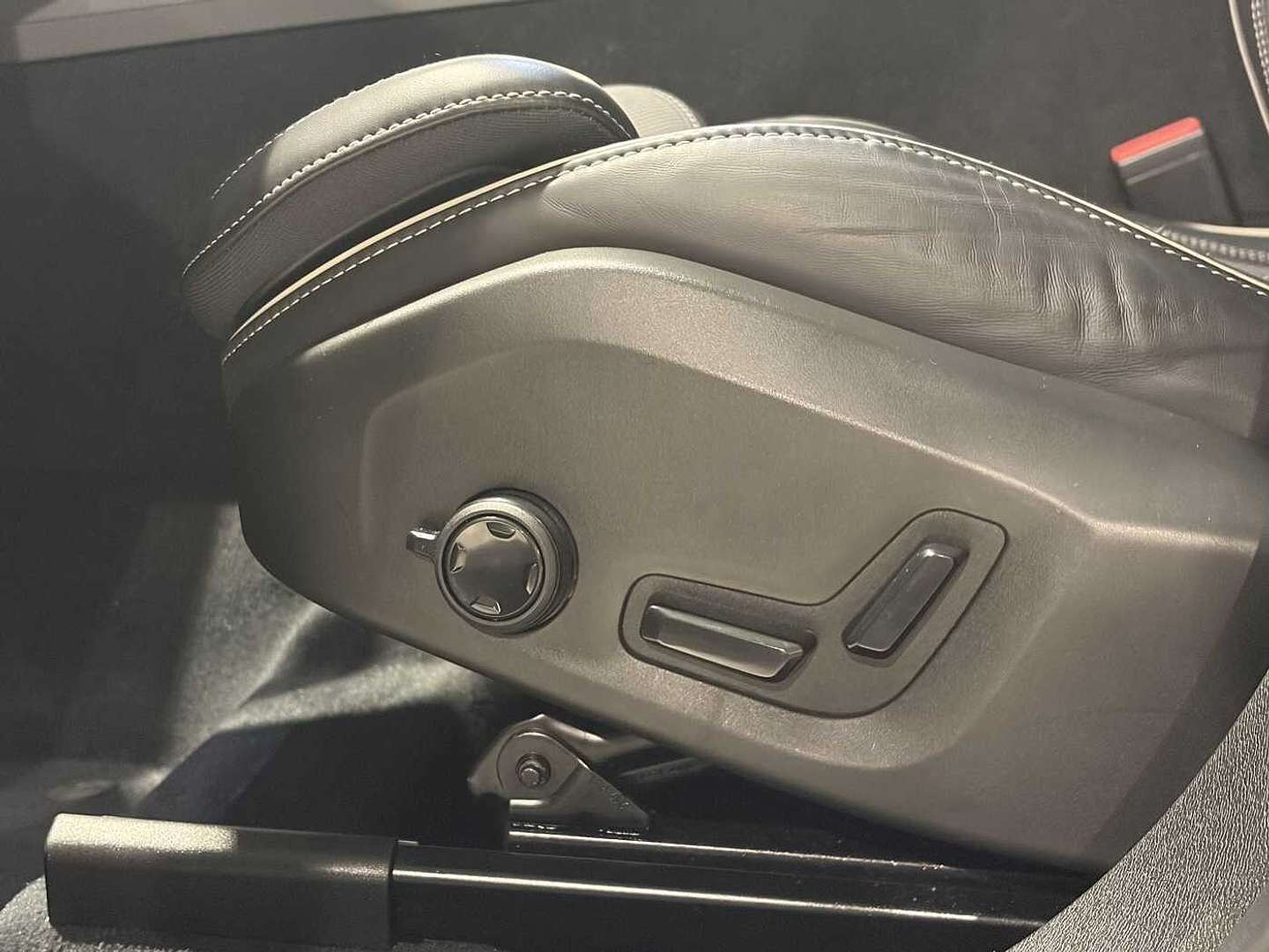 Volvo XC60 T6 Recharge Plus -  - Joinsteer - #5