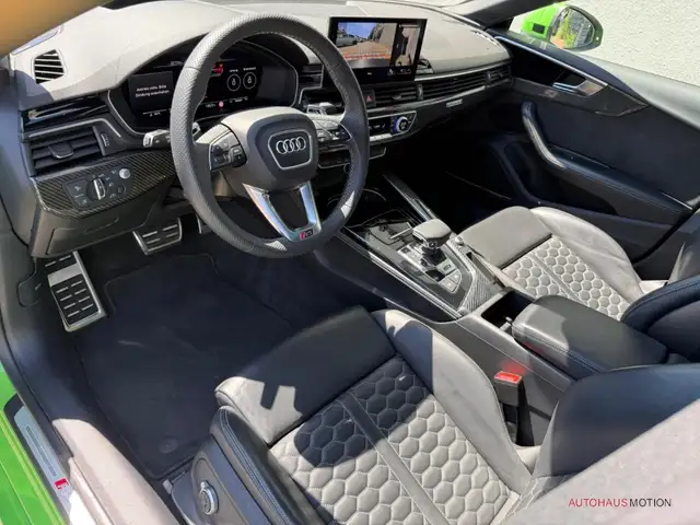 Audi RS5 view 9