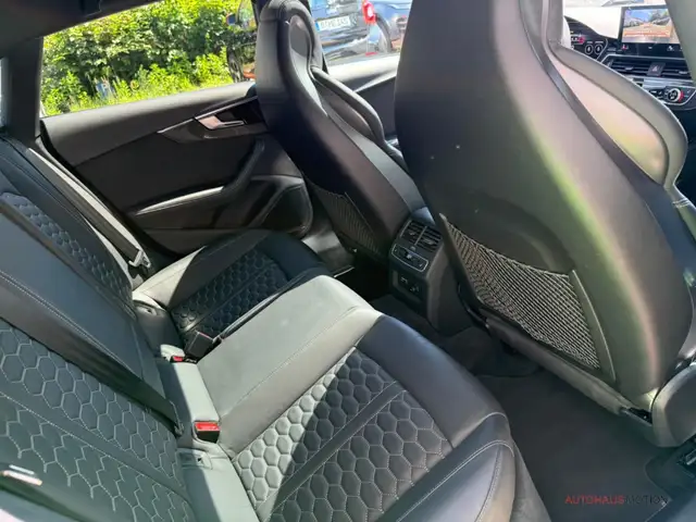 Audi RS5 view 13