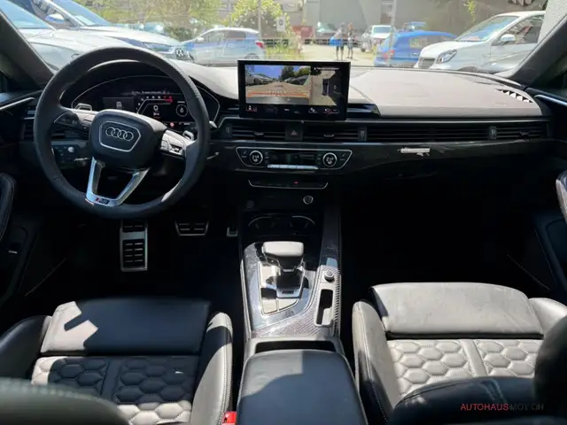 Audi RS5 view 12