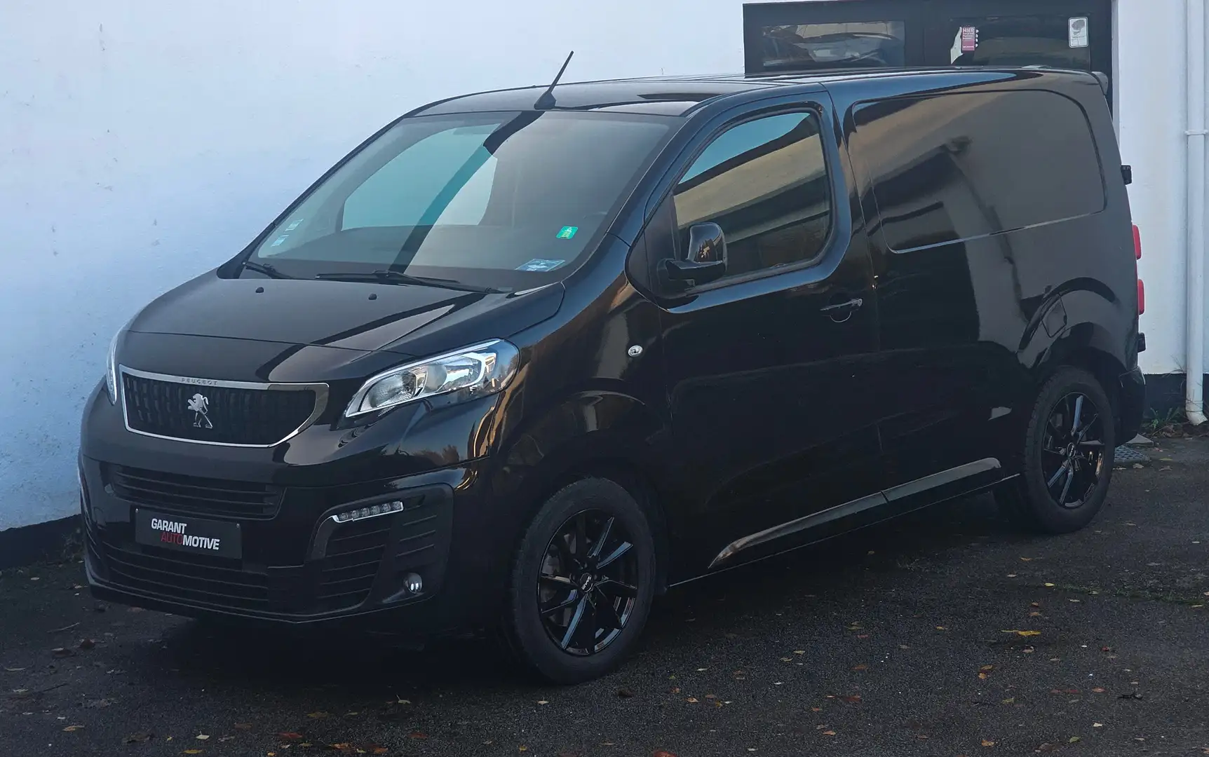 Peugeot Expert *BLACK EDITION *€ 17.017 EX BTW *AUTOMAAT Zwart - 2