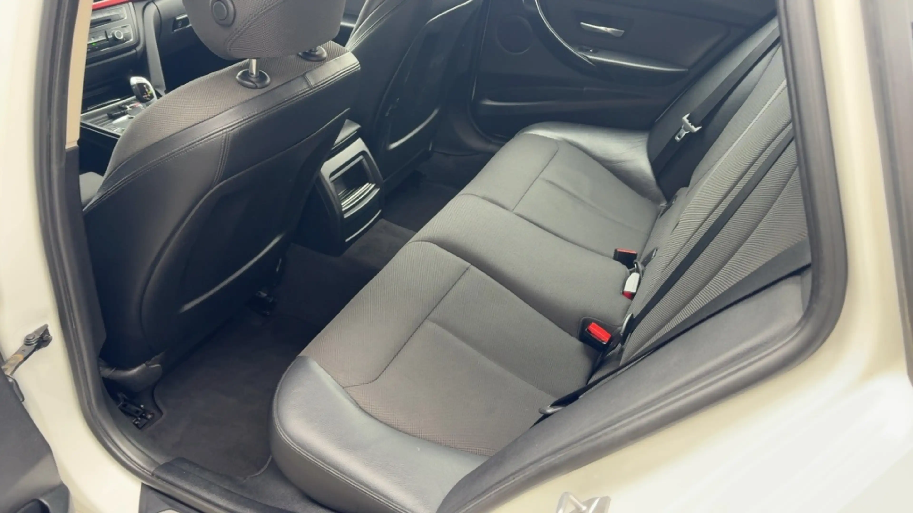 BMW 316 3-serie Touring 316i Sport High Executive — photo 6
