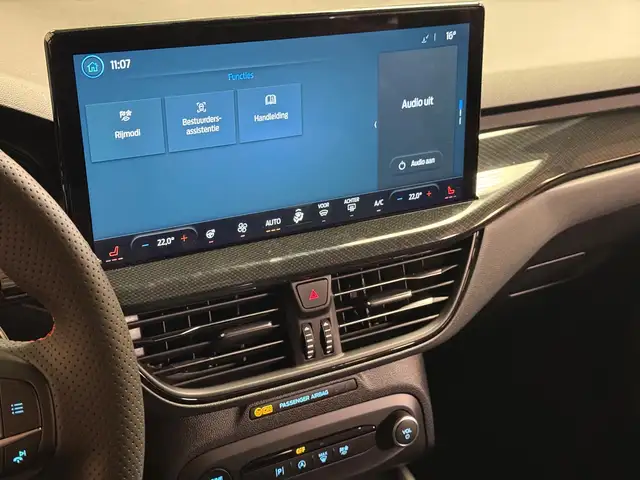 Ford Focus view 24