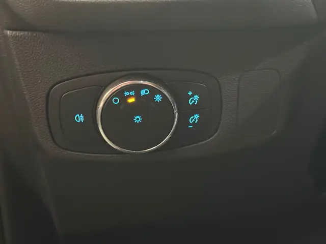 Ford Focus view 16
