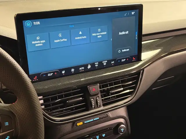 Ford Focus view 21