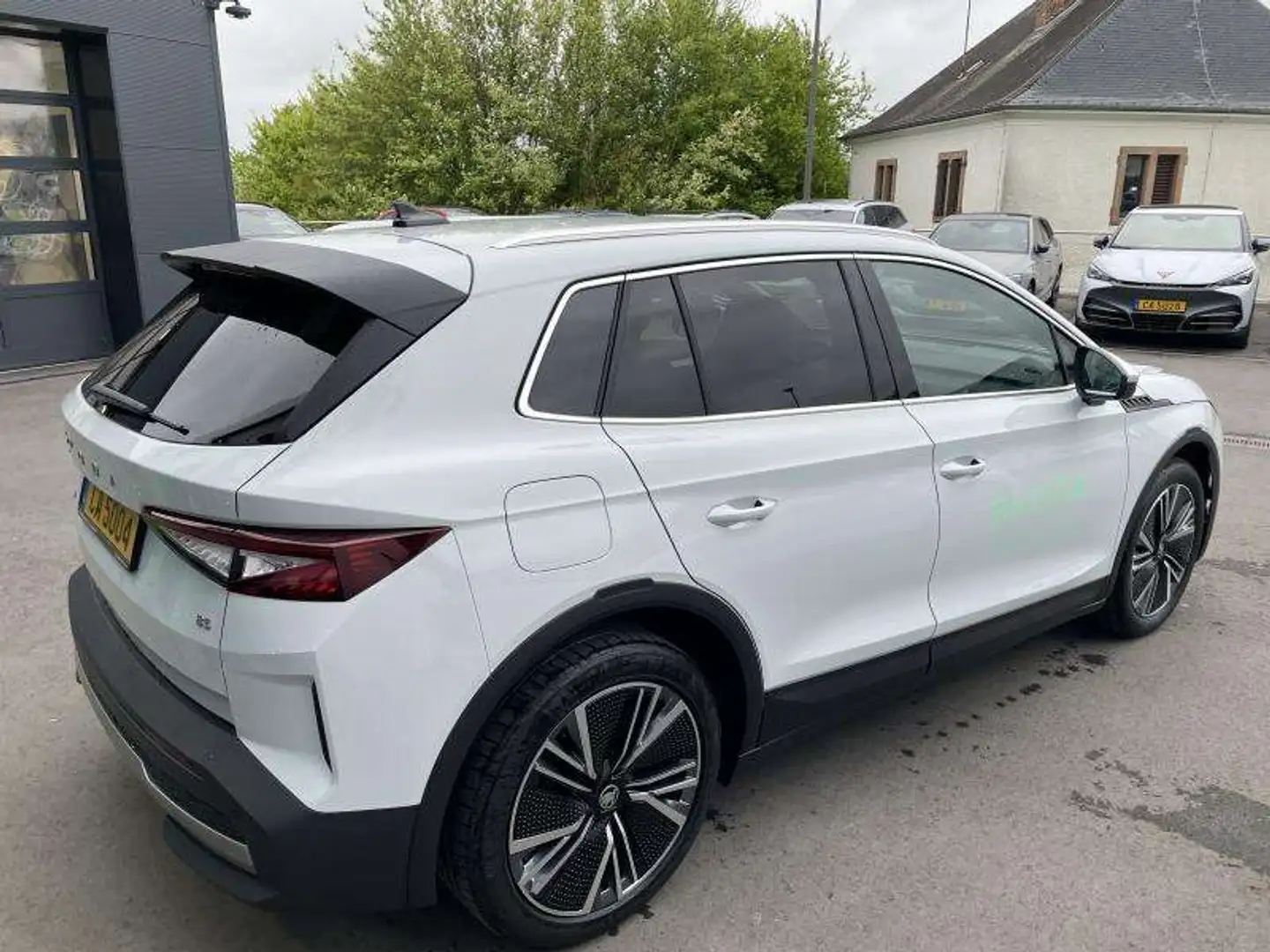 Skoda Elroq 85 Alb - 2