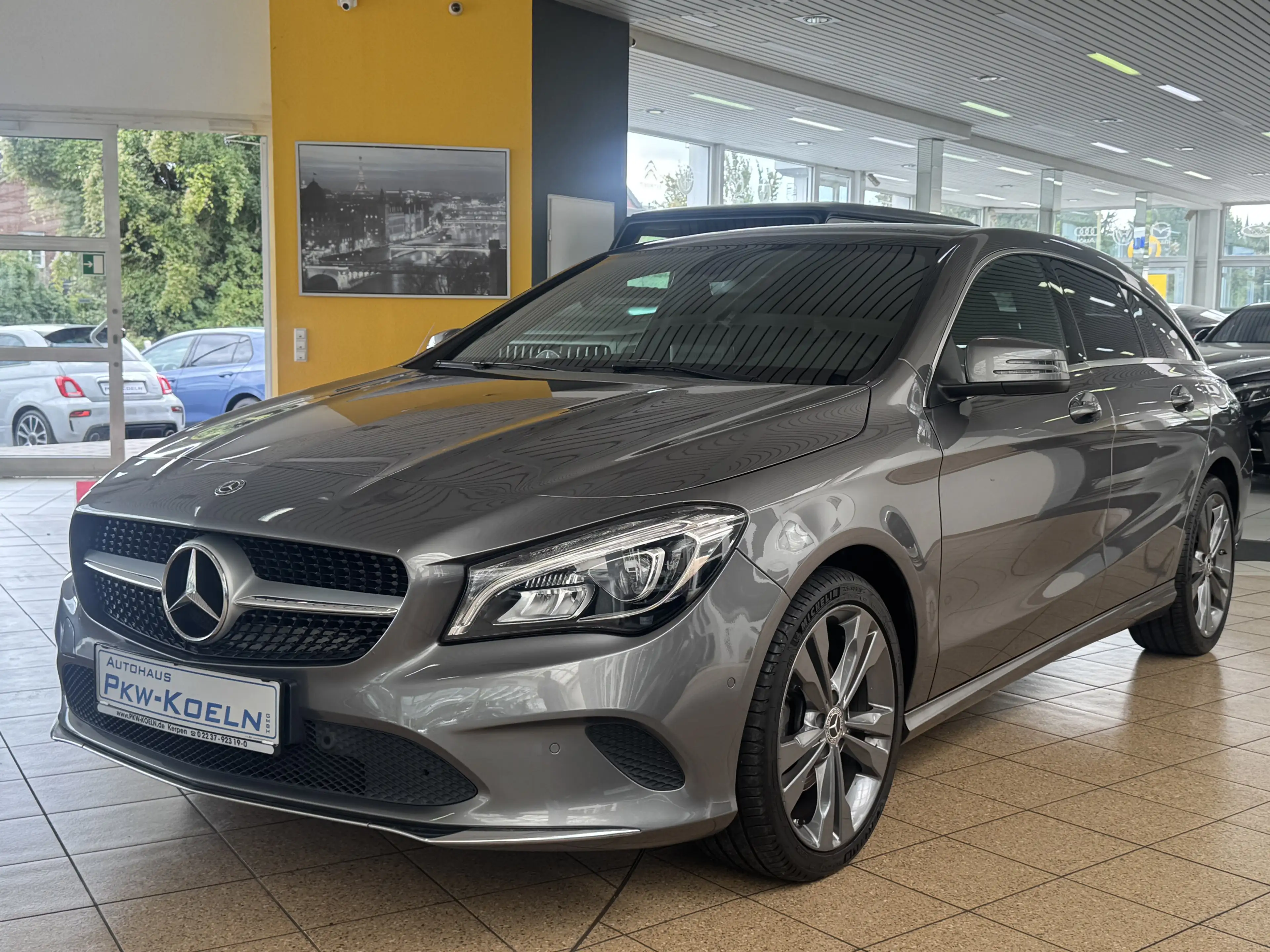 Mercedes-Benz CLA 220 d 4M *PANO*KEY GO*LED*