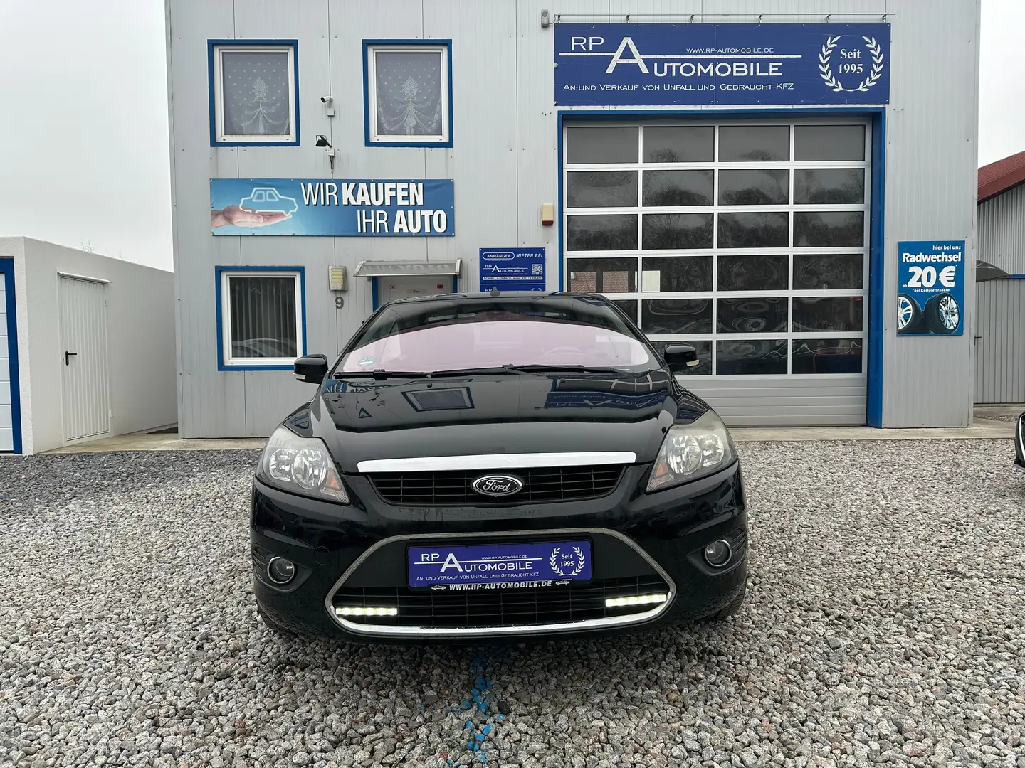 Ford Focus CC Titanium 2.0 TDCi LEDER NAVI SITZHEIZUNG Noir - 2