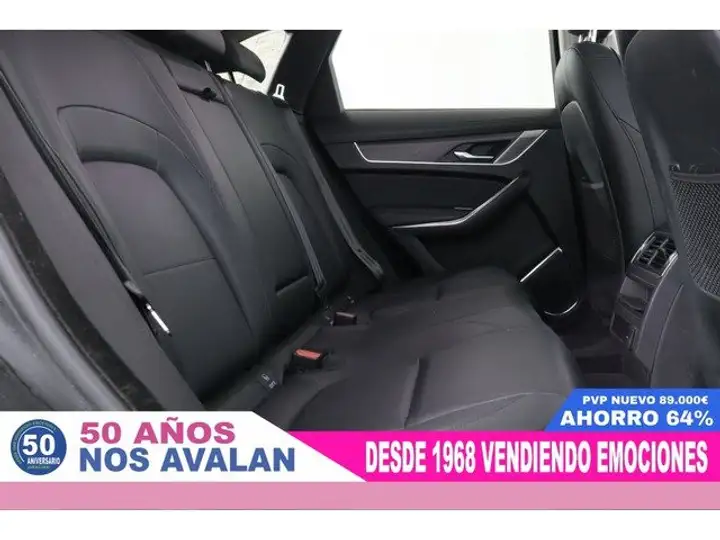 Jaguar F-Pace 2021, foto 22