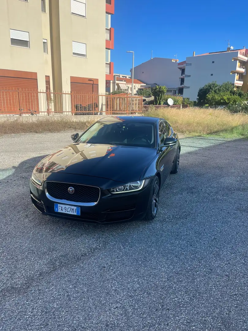 Jaguar XE 2.0d Pure Business edition 180cv auto Nero - 1