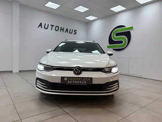 Volkswagen Golf view 2
