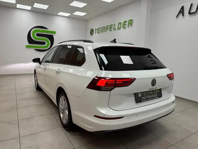 Volkswagen Golf view 5