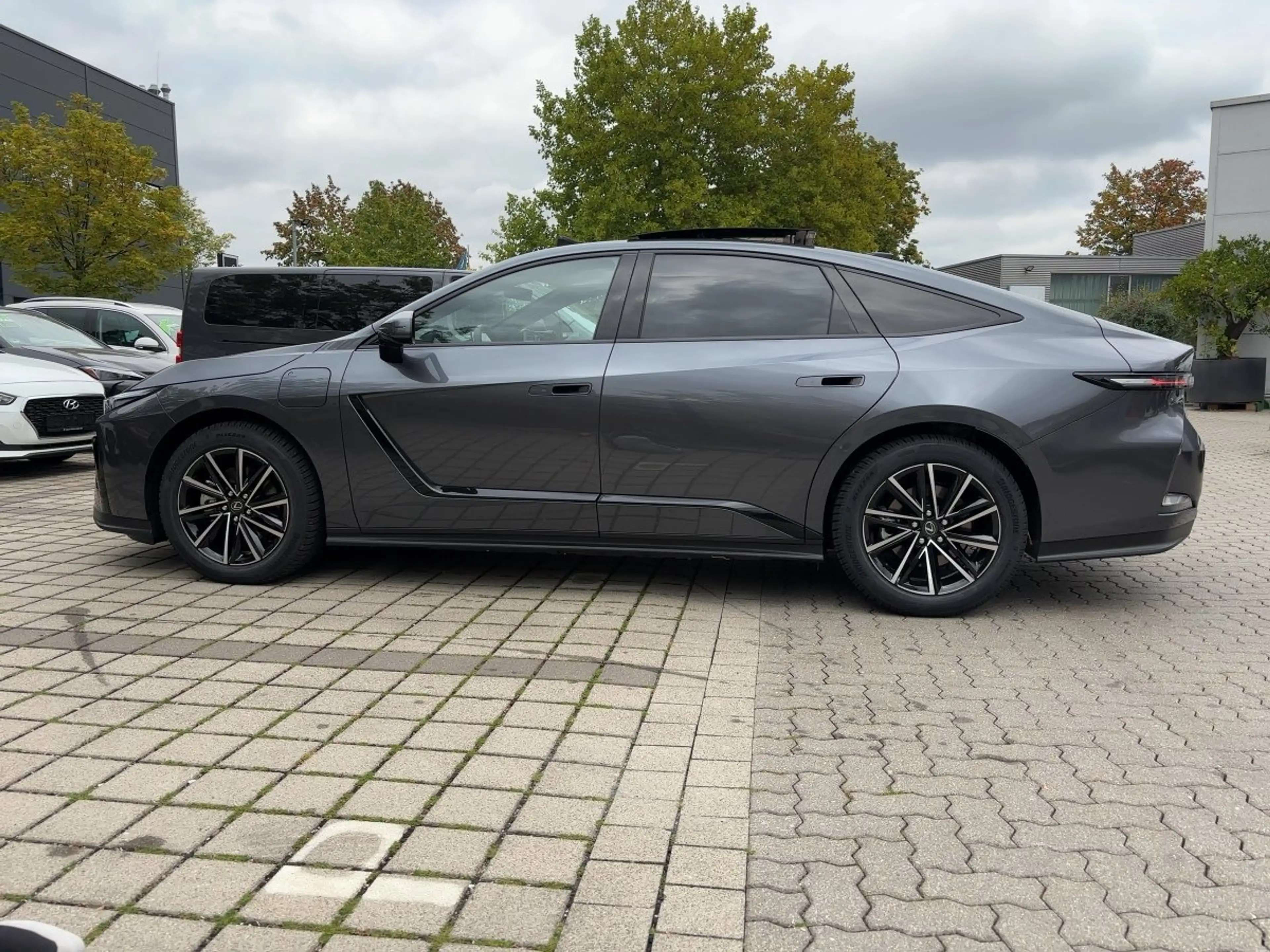 Lexus ES 350 E Comfort — photo 2