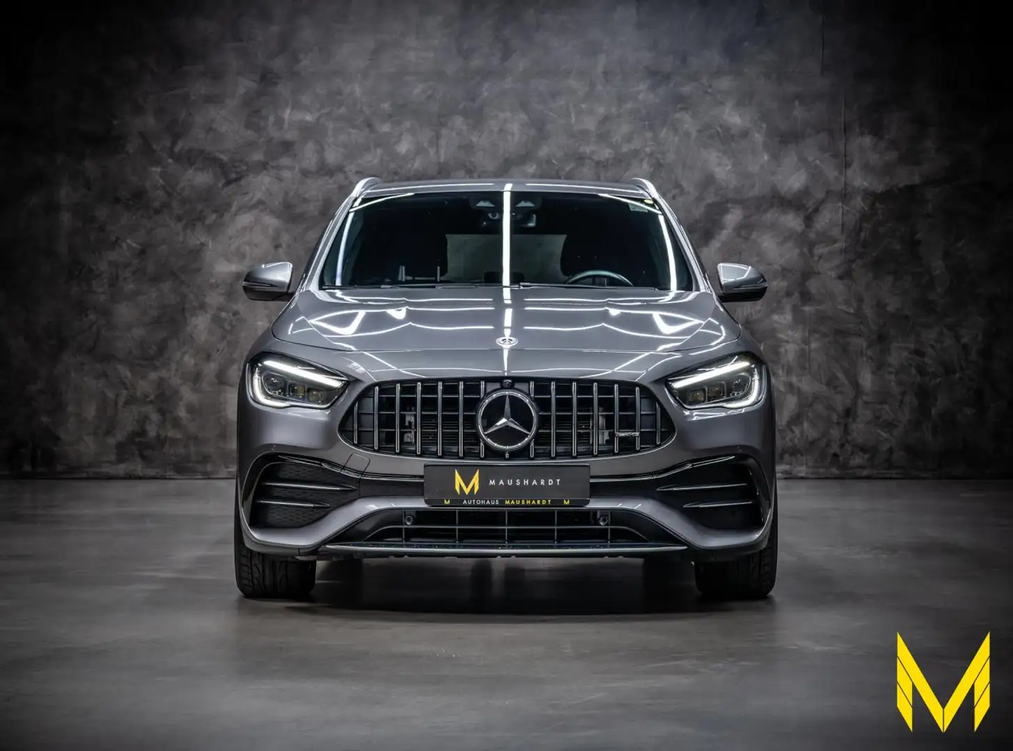 Mercedes-Benz GLA 35 AMG 4M|LEDER|STHZ|AHK|DIS|MBEAM|KEYLESSGO Grau - 2