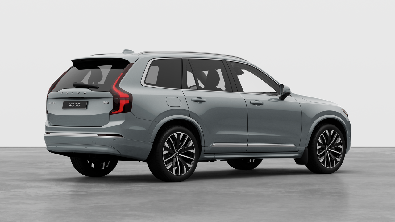 2026 Volvo XC90 Plus 7-Seater (Bright Theme) alt 4