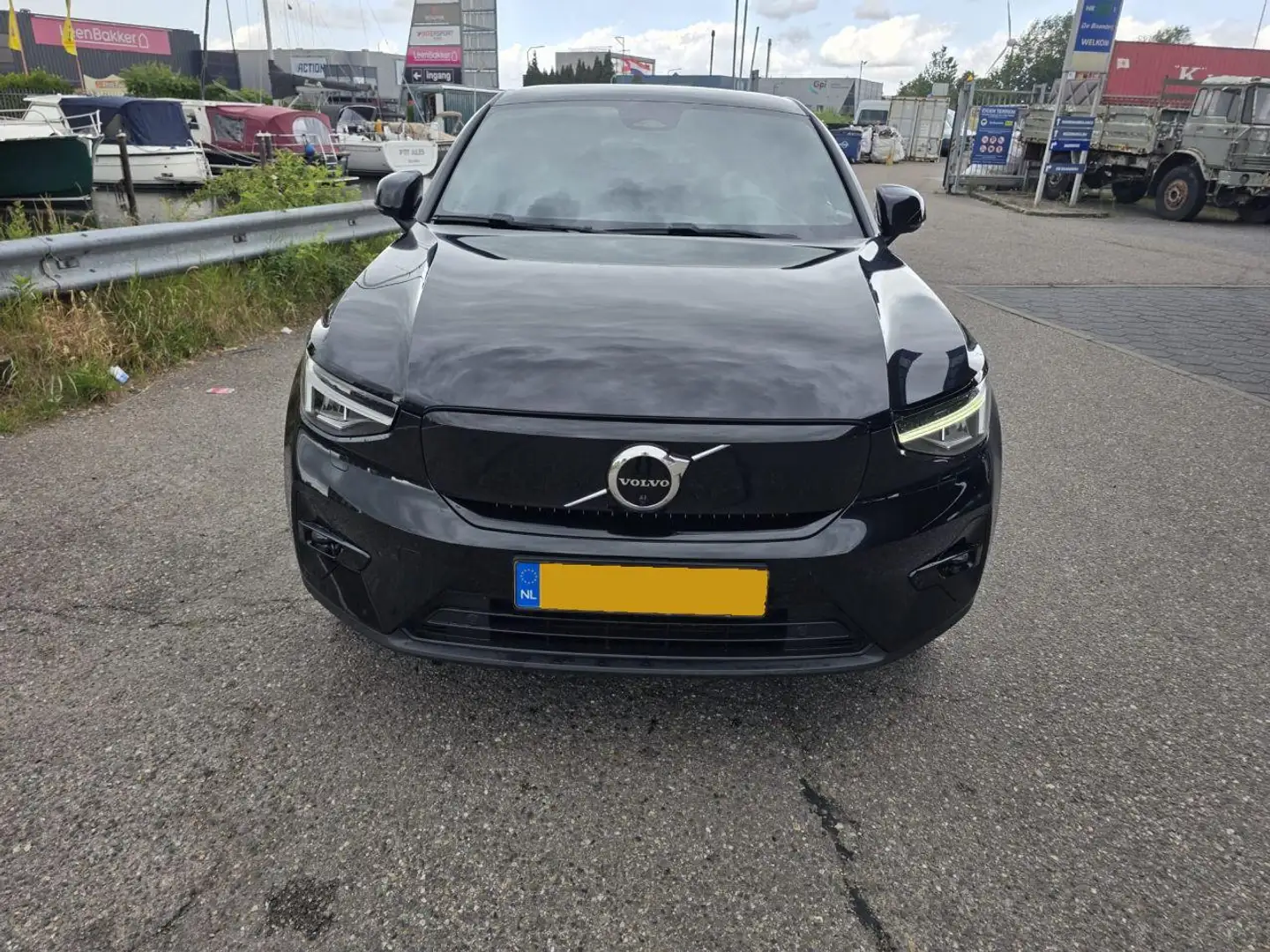 Volvo C40 C-40 Single Motor 69kWh Ultimate Negro - 2
