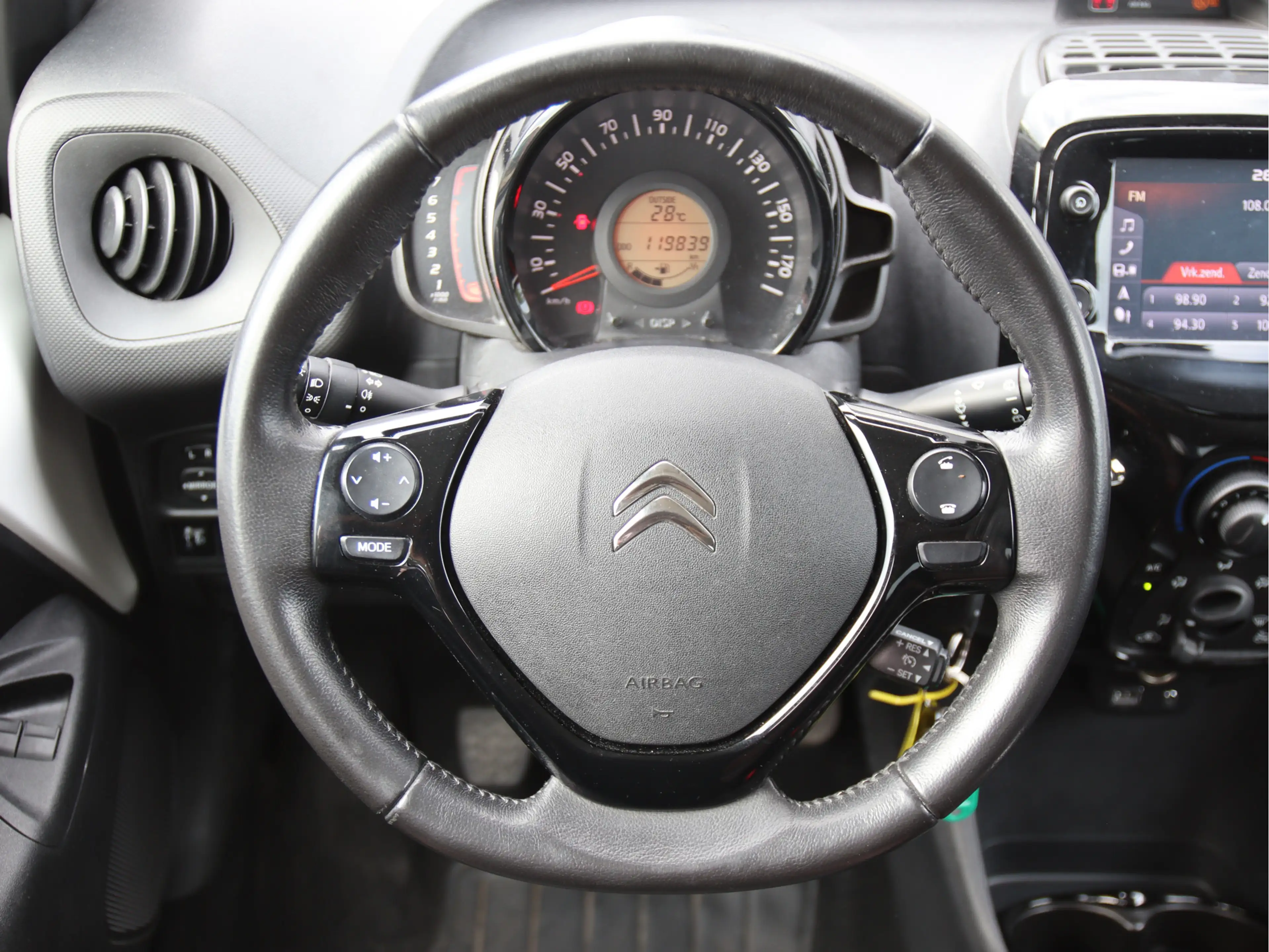Citroen C1 1.0 VTi Shine Camera-Carplay, Navi, LED, LMV Zomer — photo 15