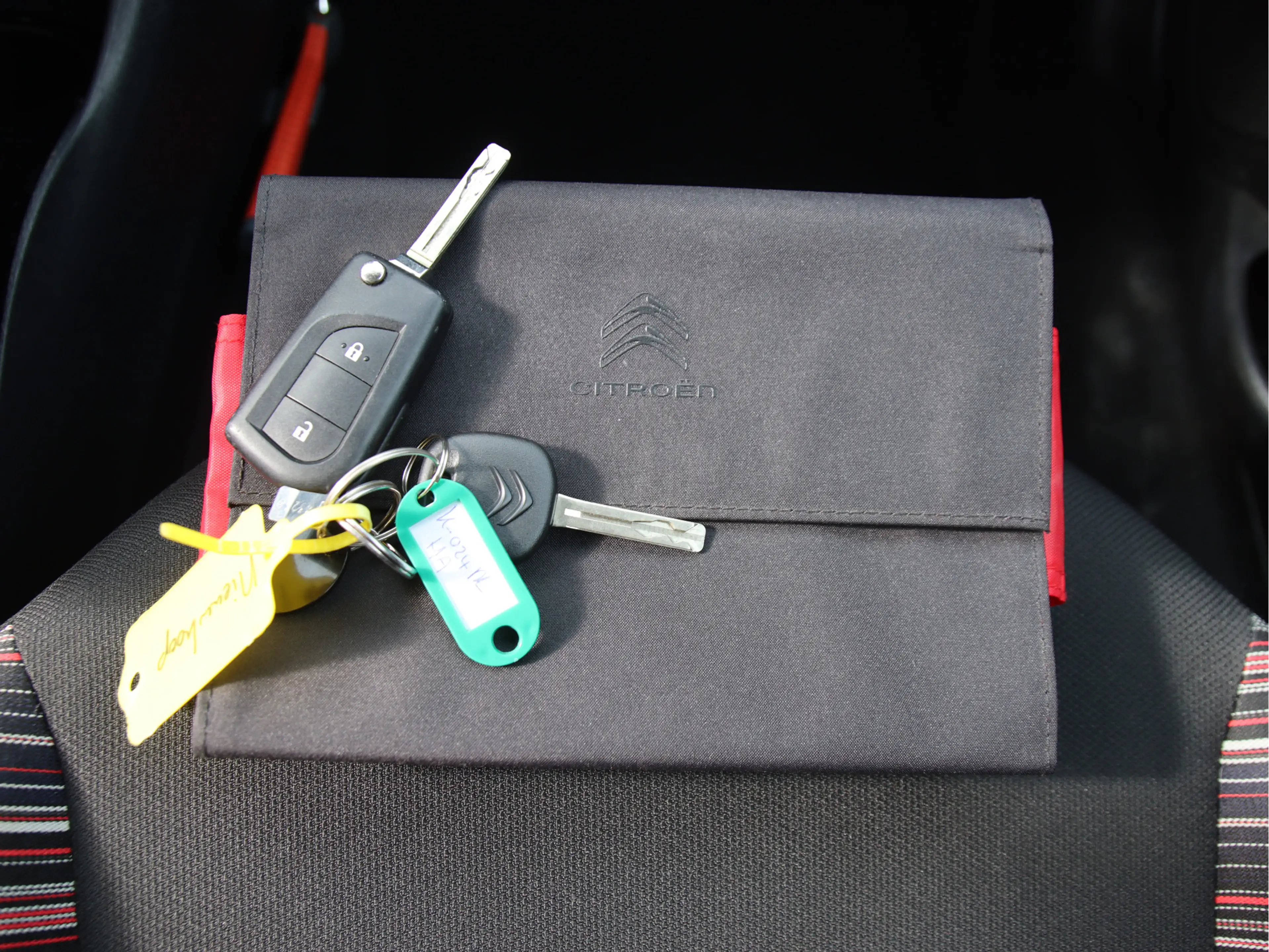 Citroen C1 1.0 VTi Shine Camera-Carplay, Navi, LED, LMV Zomer — photo 37