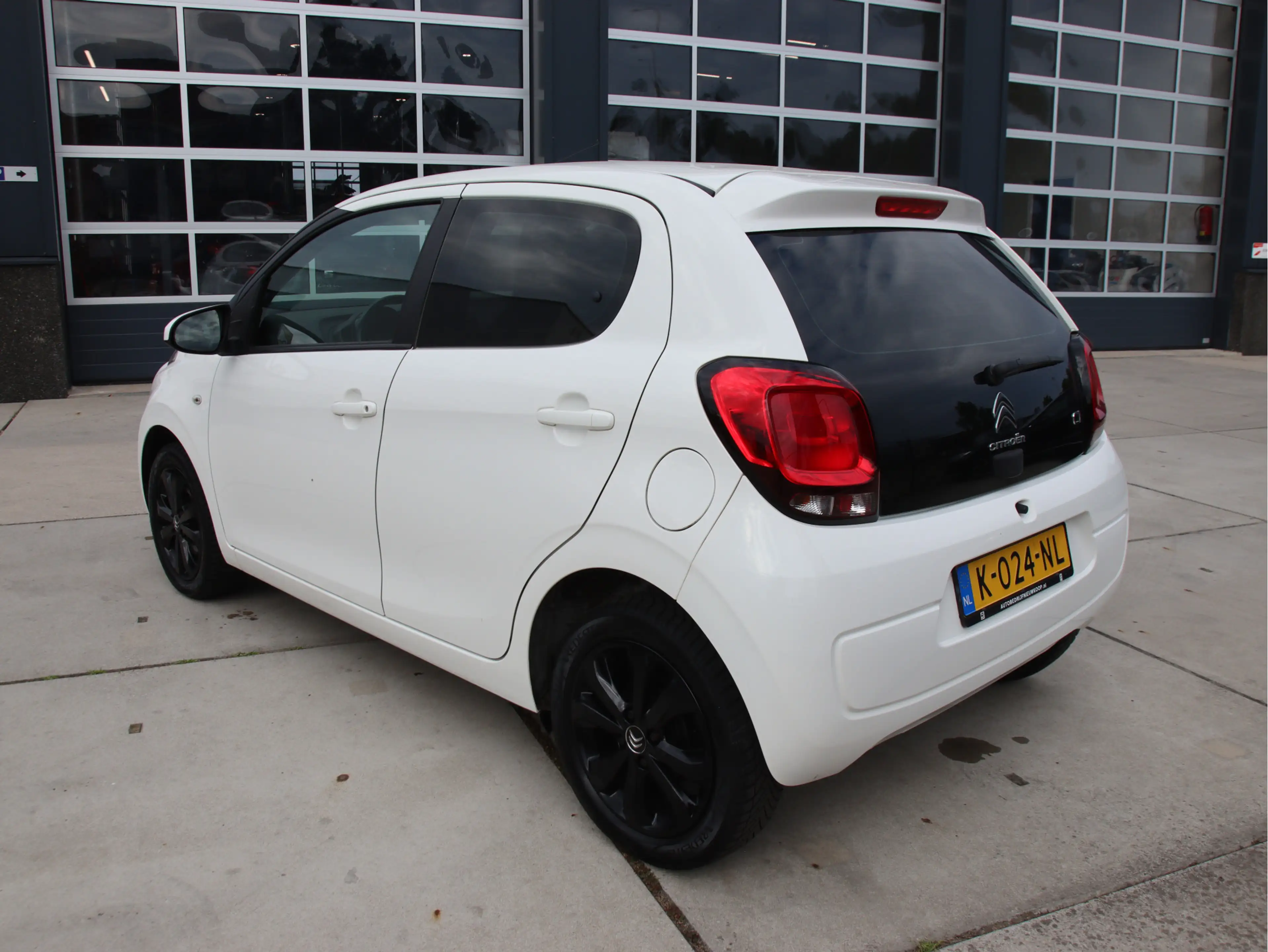 Citroen C1 1.0 VTi Shine Camera-Carplay, Navi, LED, LMV Zomer — photo 6