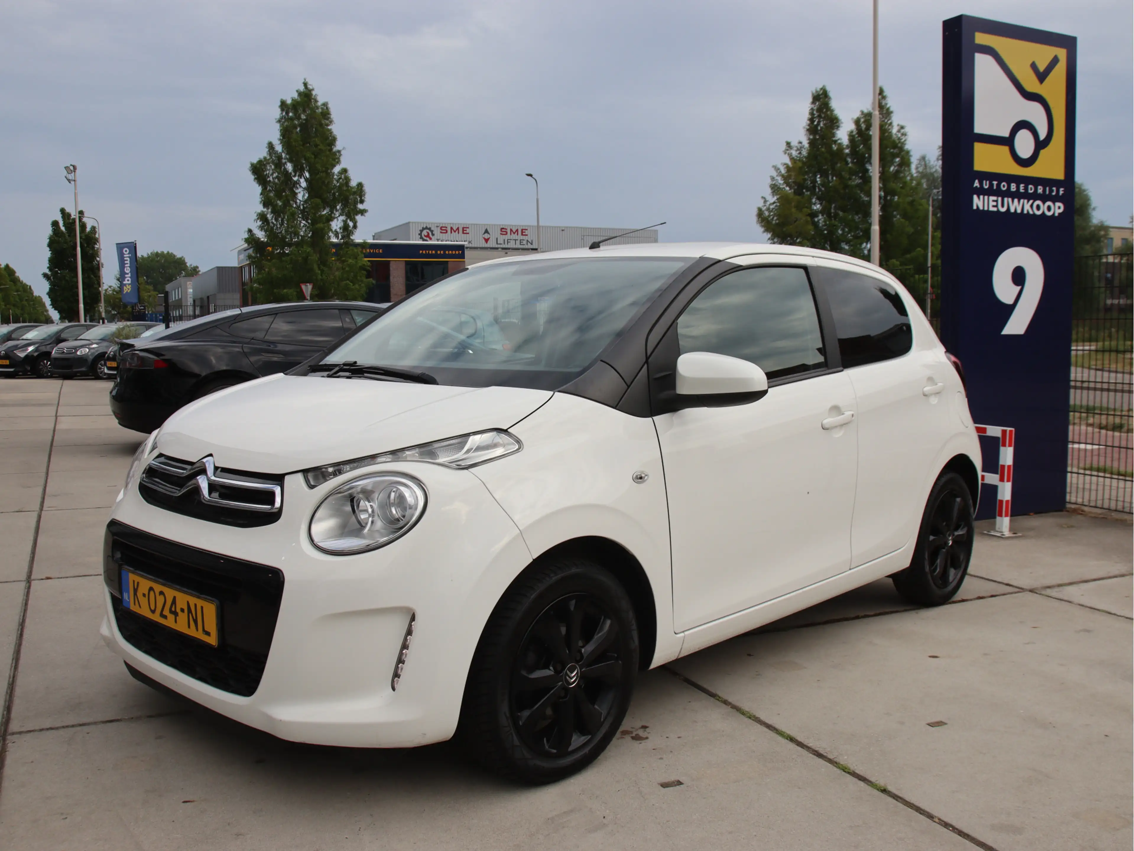Citroen C1 1.0 VTi Shine Camera-Carplay, Navi, LED, LMV Zomer