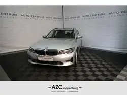 Bmw 318 d Advantage Panorama+LED+Navi+Leder+L Cockpit