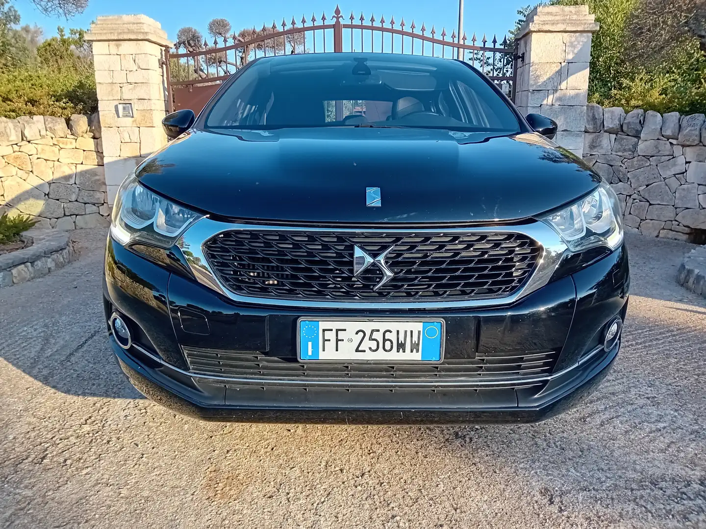 DS Automobiles DS 4 DS4 I 2012 DS4 1.6 bluehdi Chic s Noir - 2