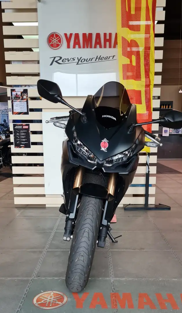 Honda CBR 500 R Zwart - 2
