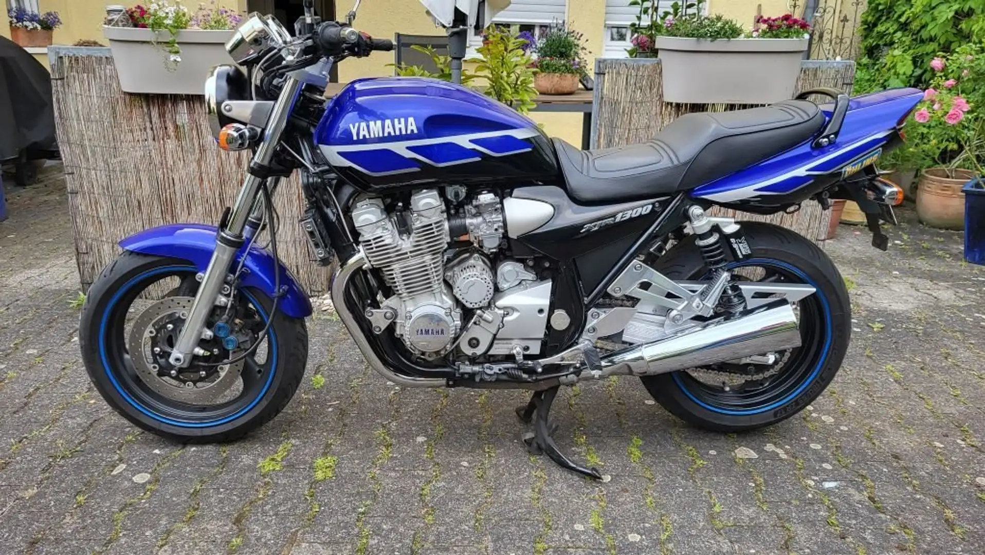 Yamaha XJR 1300 SP Azul - 2