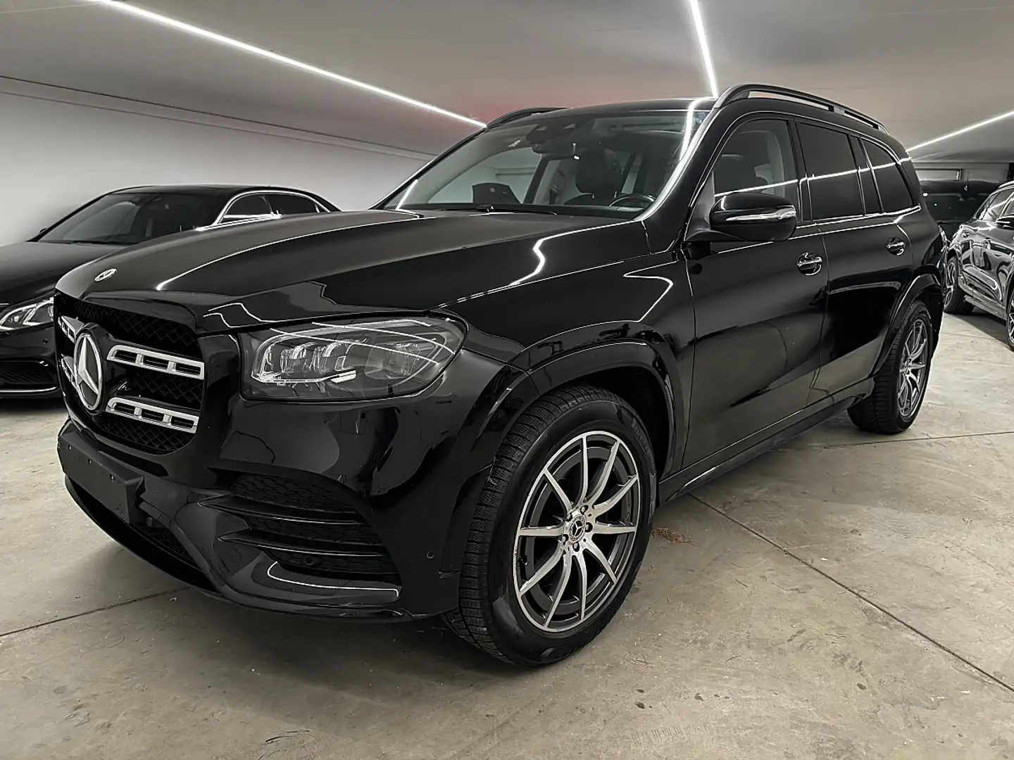Mercedes-Benz GLS 400 d 4MATIC Aut. Schwarz - 1