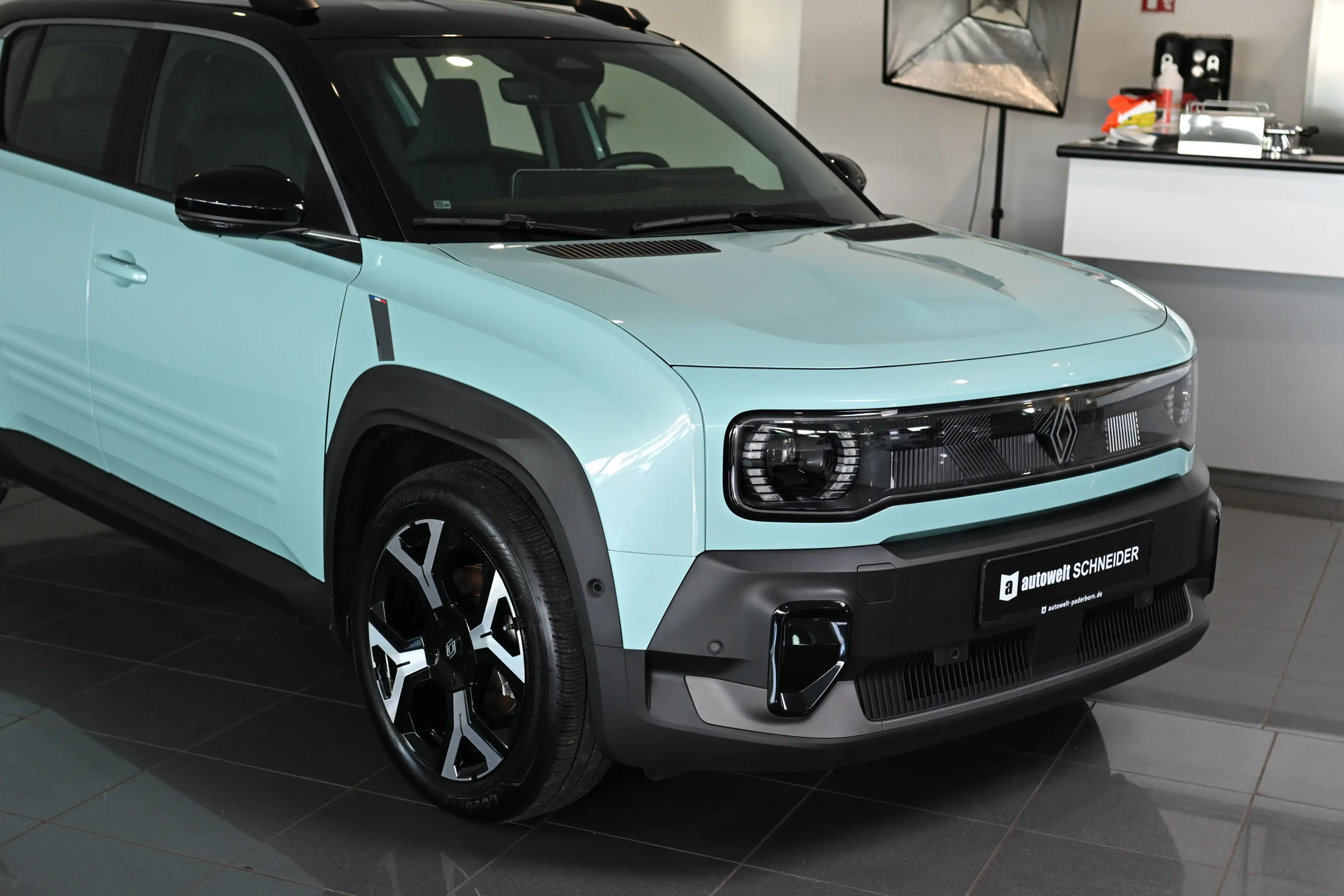 Renault R 4 E-Tech 150 Comfort Range Techno Navi — photo 7