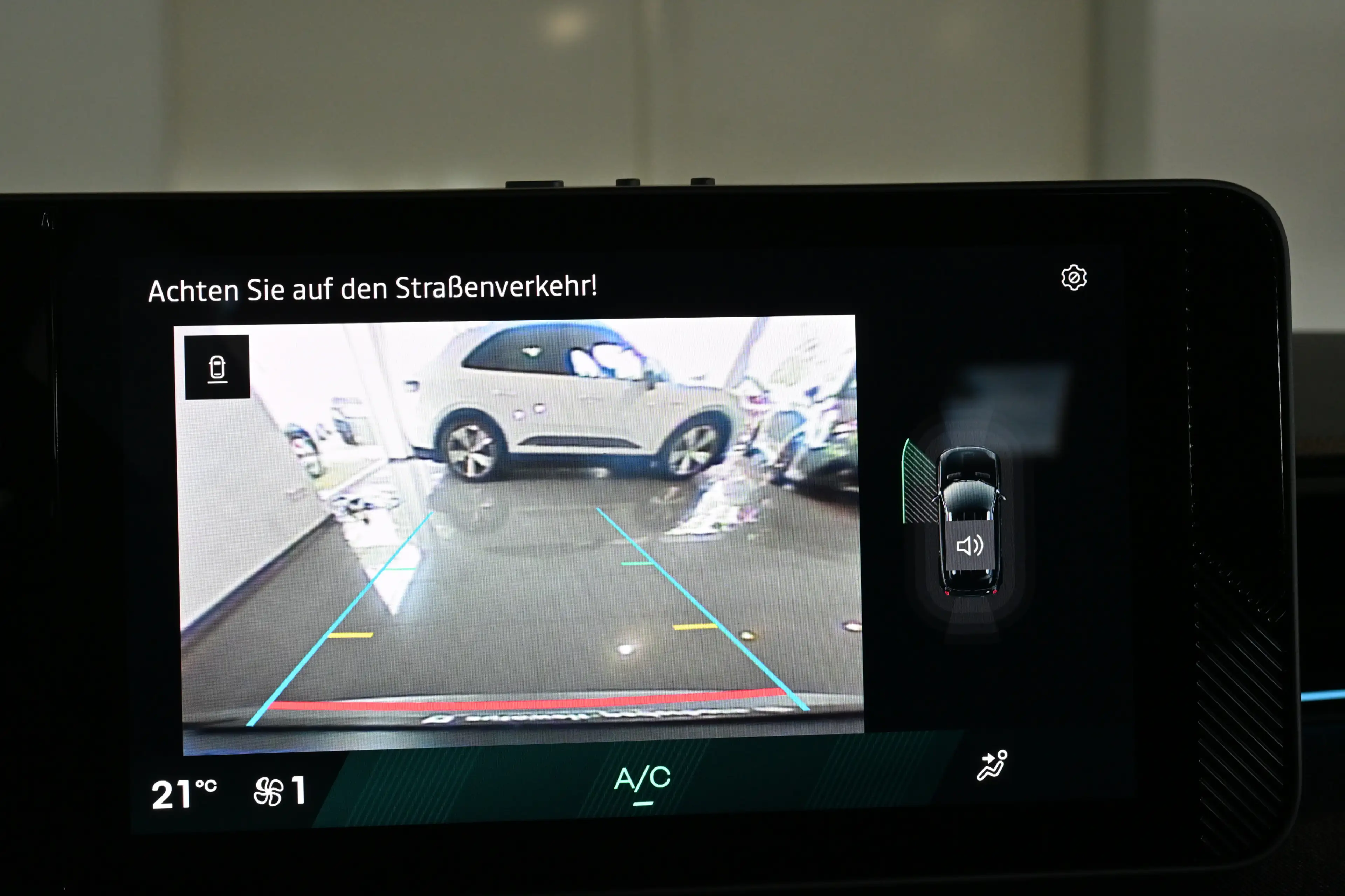 Renault R 4 E-Tech 150 Comfort Range Techno Navi — photo 13