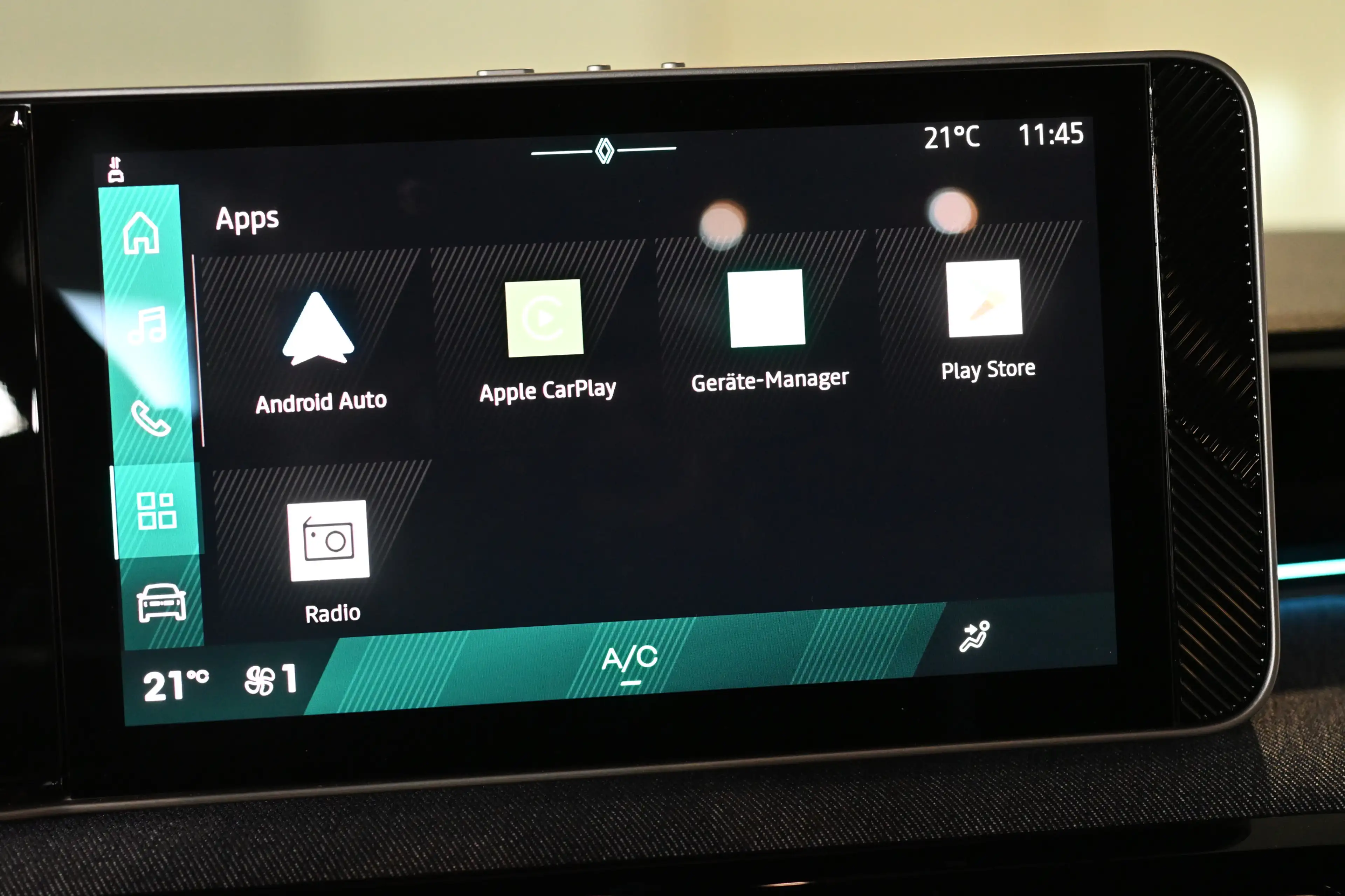 Renault R 4 E-Tech 150 Comfort Range Techno Navi — photo 11