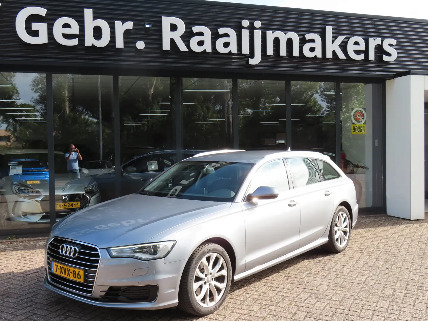 Audi A6 Avant 2.0 TDI ultra Premium Edition*EXPORT/EX.BPM* Grijs - 1