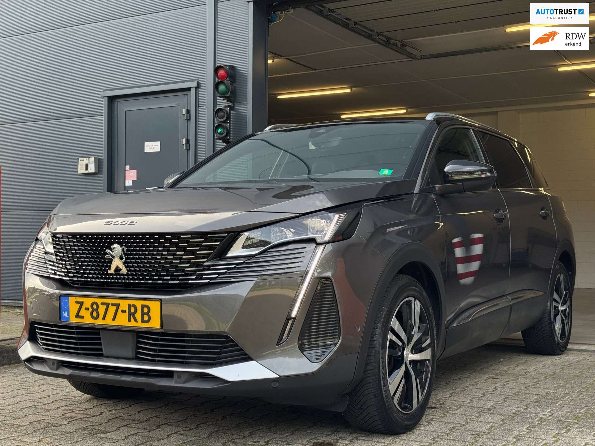 Peugeot 5008