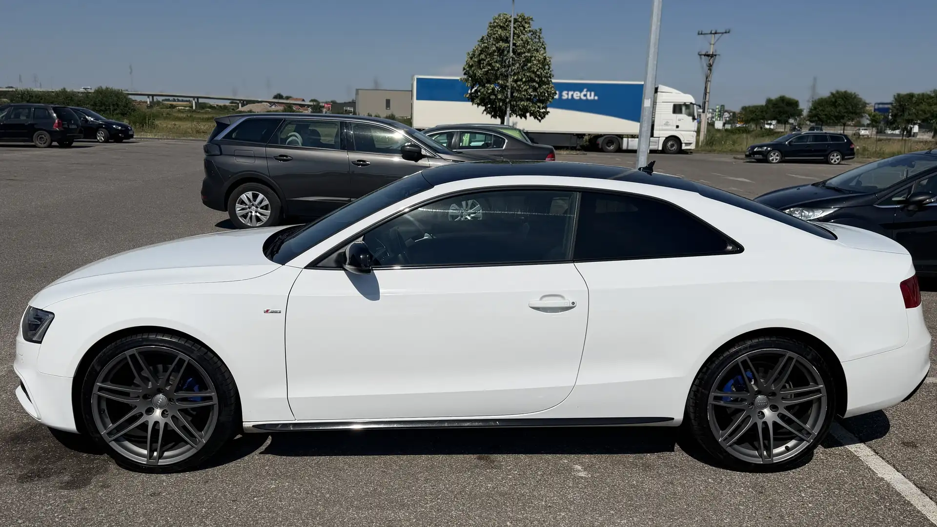 Audi A5 Coupé 2,0 TDI quattro 3S-Line S-tronic - 2