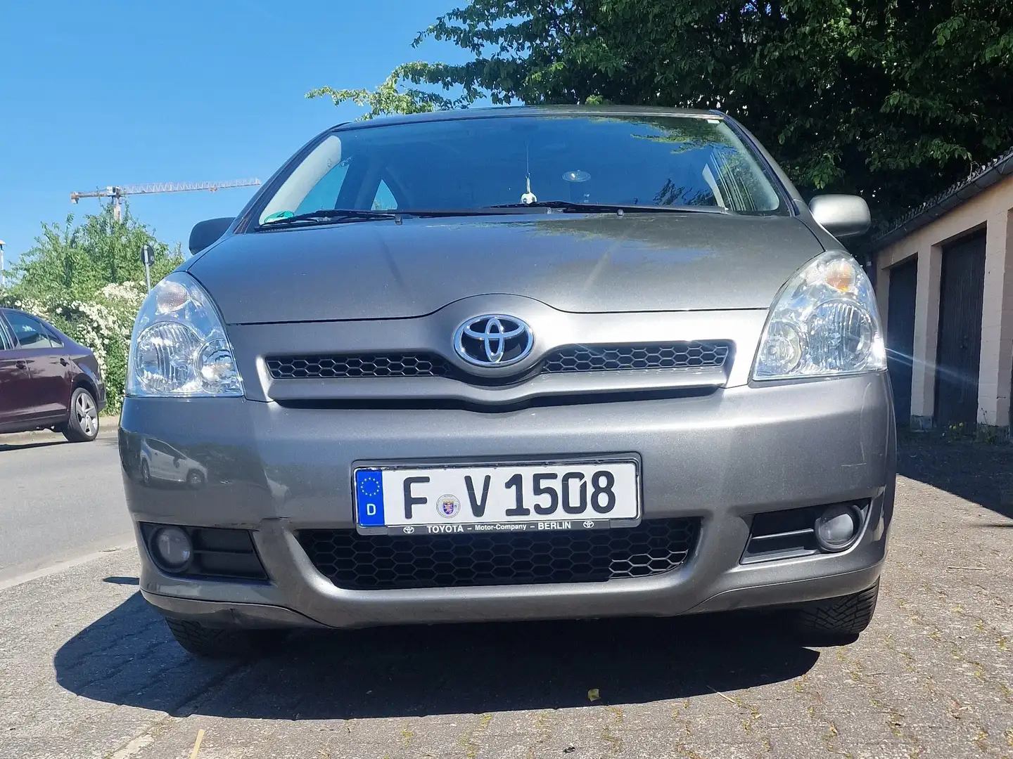 Toyota Corolla Verso Corolla Verso 1.8 Executive Grau - 1