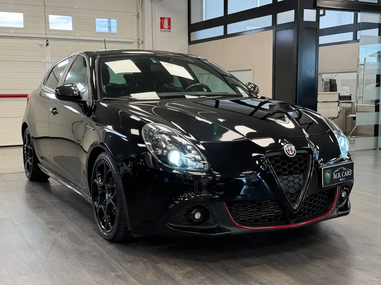 Alfa Romeo Giulietta Giulietta 1.6 jtdm Sport 120cv — photo 1 of 14