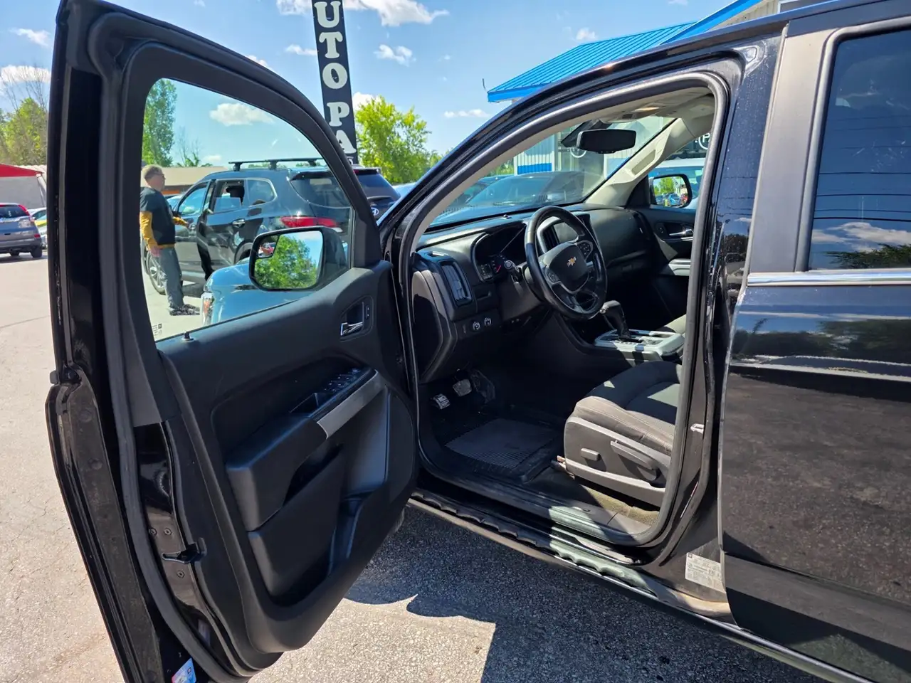 Chevrolet Colorado photo Chevrolet Colorado