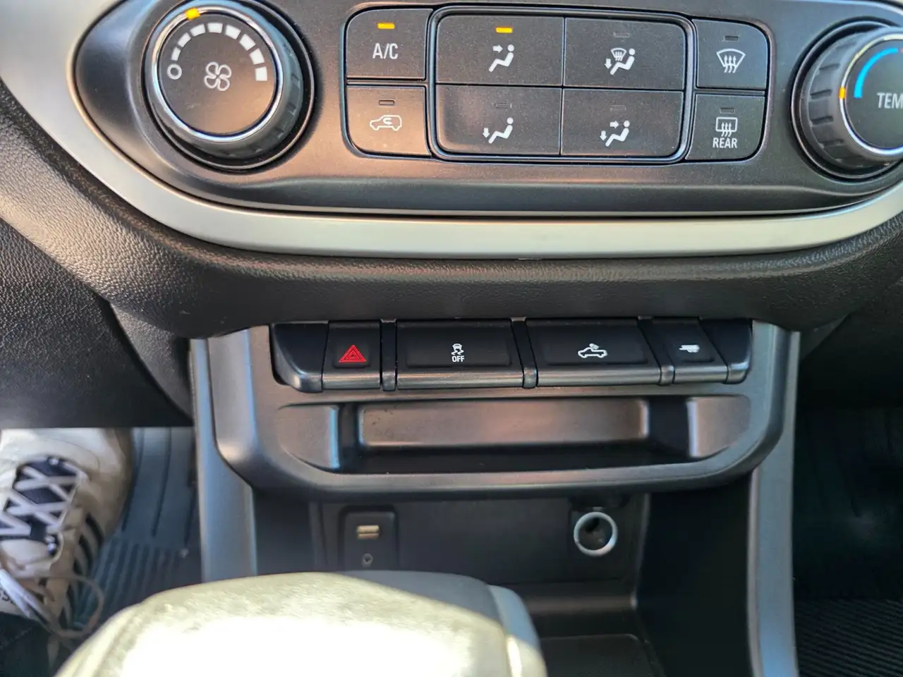 Chevrolet Colorado photo Chevrolet Colorado