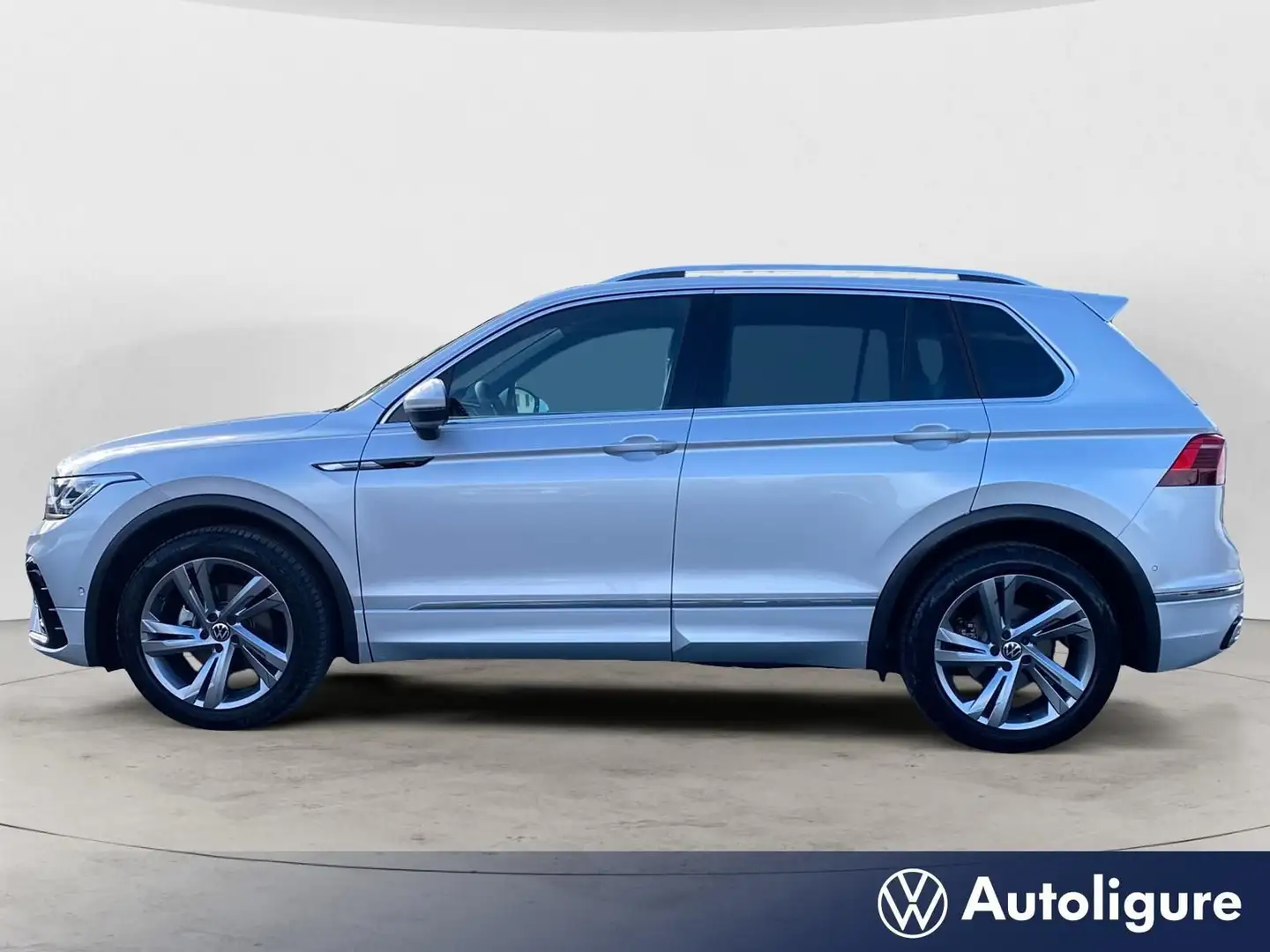 Volkswagen Tiguan Tiguan 2.0 TDI 150 CV DSG R-Line Argento - 2