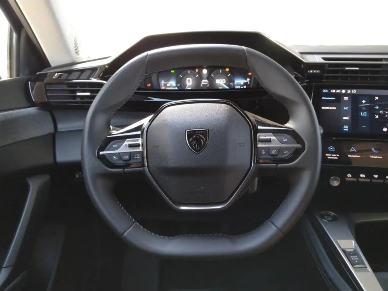 Peugeot 308 308 — photo 21