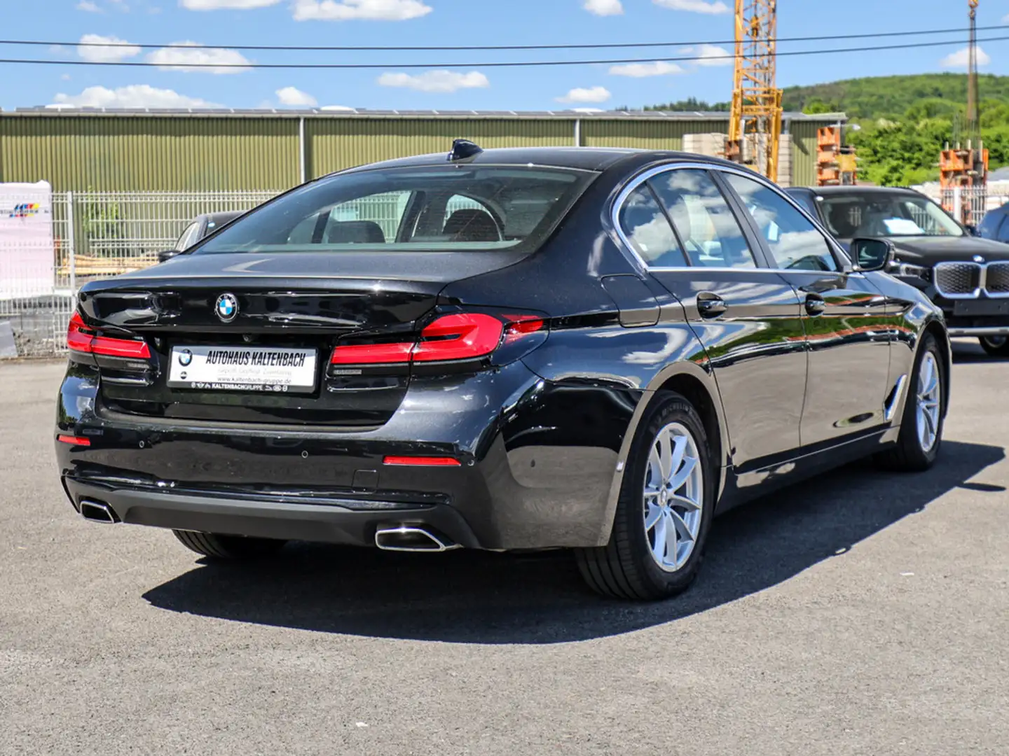 BMW 530 i LED SCHEINWERFER NAVI KAMERA LENKRADHZ. Schwarz - 2